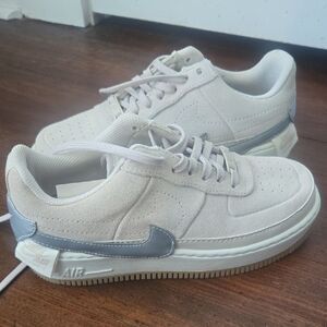 NEW Nike Women's Athletic Shoes - White and Gray